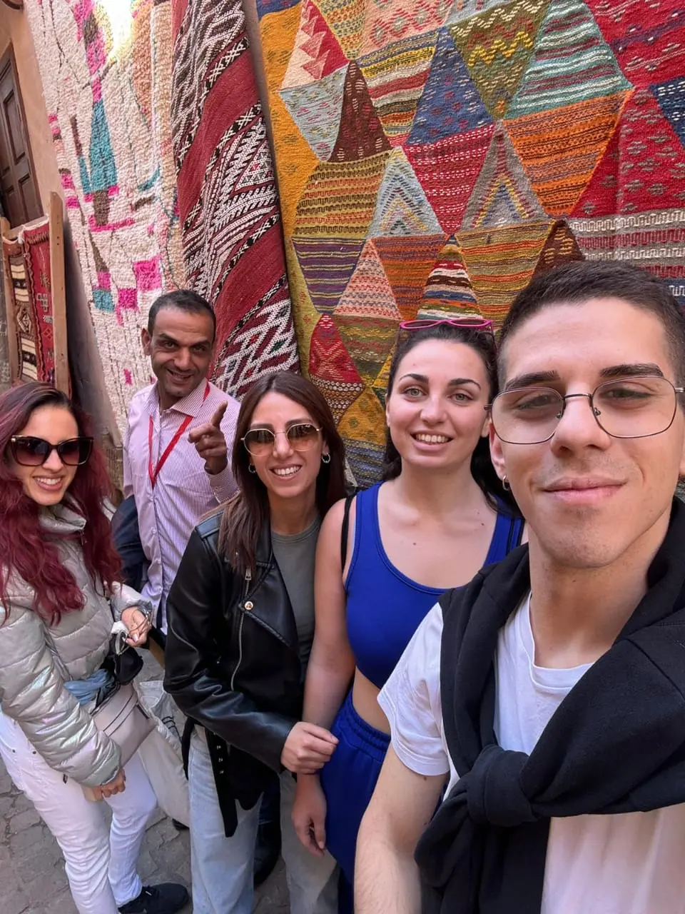 A convivial moment during a Morocco tour